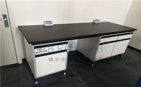 博尔实验台